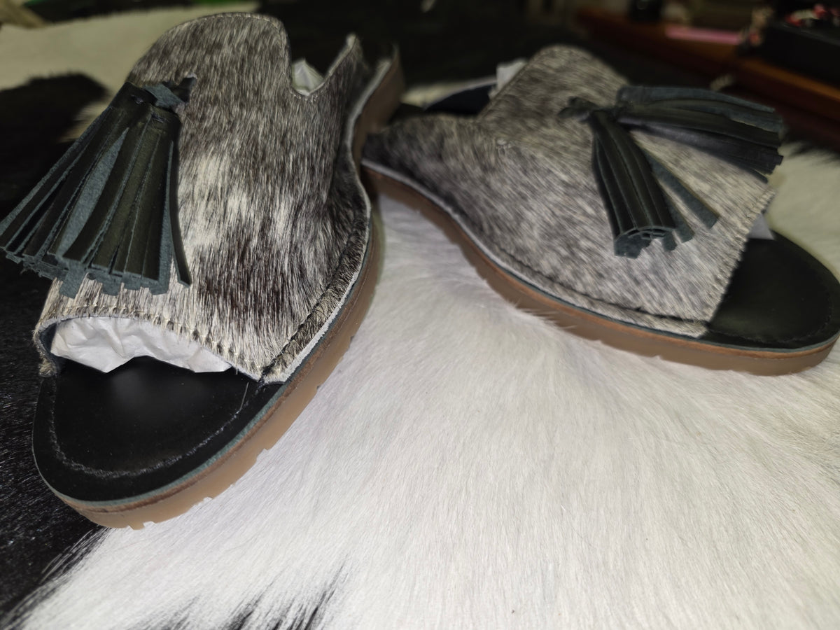 Black & White Hairon Tassel Flats – Cowhide Footwear